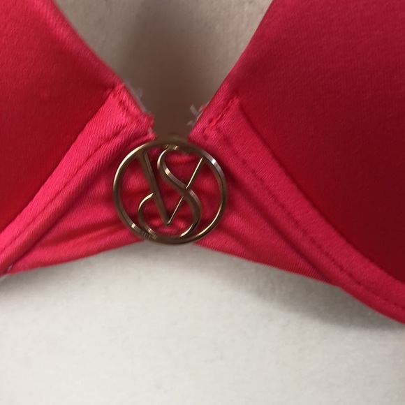 Victoria’s Secret padded push-up bikini top - Picture 2 of 6